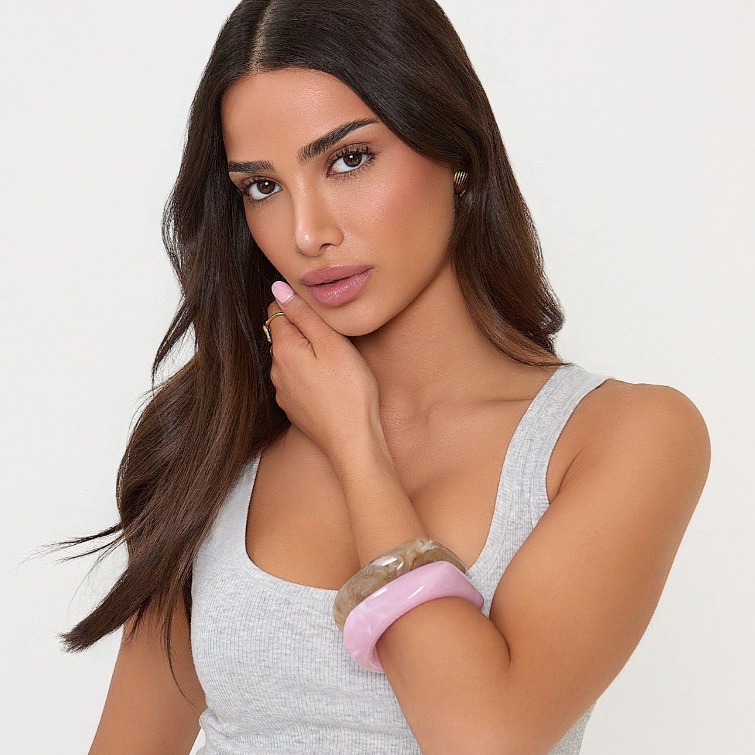ROSA BANGLE